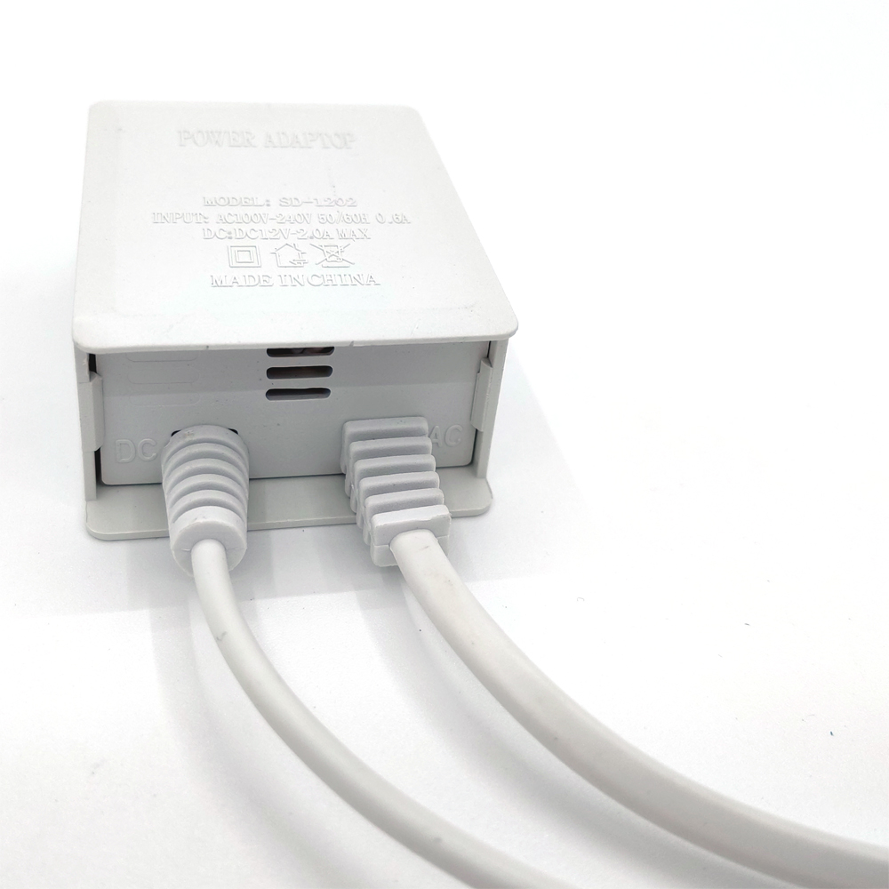 White AC 100-240V Input DC 12V - Outdoor Power Plug 评论和价格